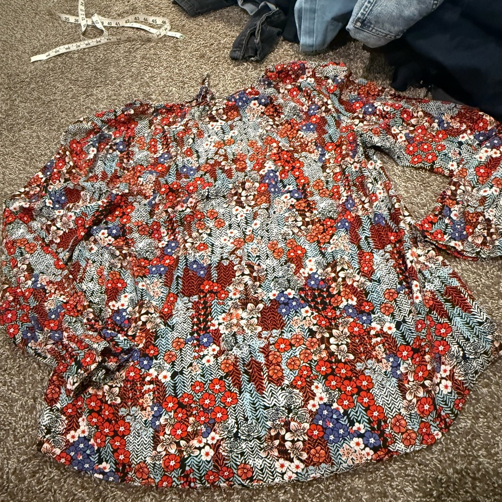 Floral Women's Top - Red and Blue